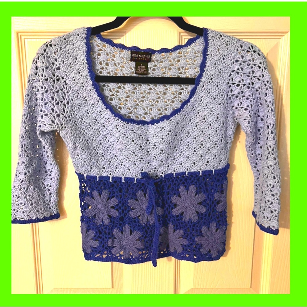 90’s VINTAGE! One Step Up Knitwear, size S. Royal & light blue crochet top.